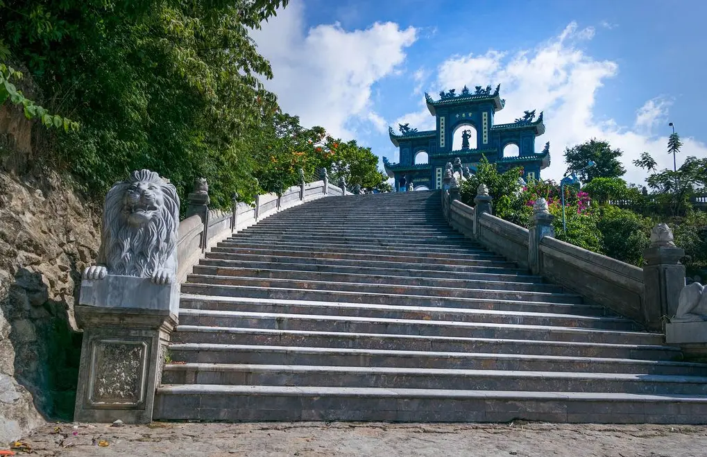 18 Arhat statues at Linh Ung Pagoda Da Nang